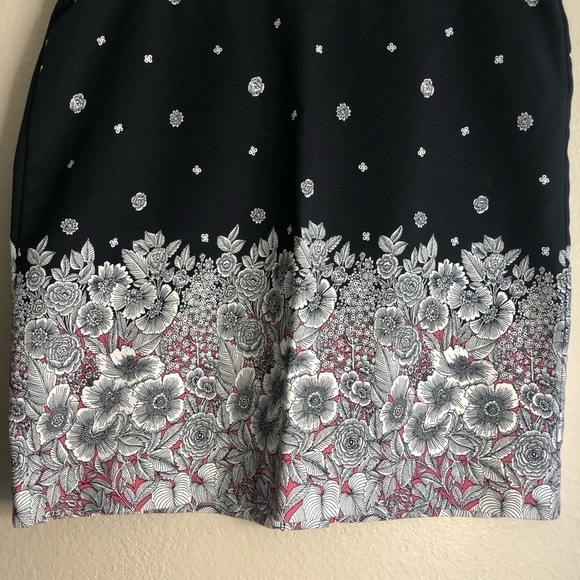 J.JILL Floral Printed Elastic Waist Straight Skirt Size 8P - Picture 5 of 11